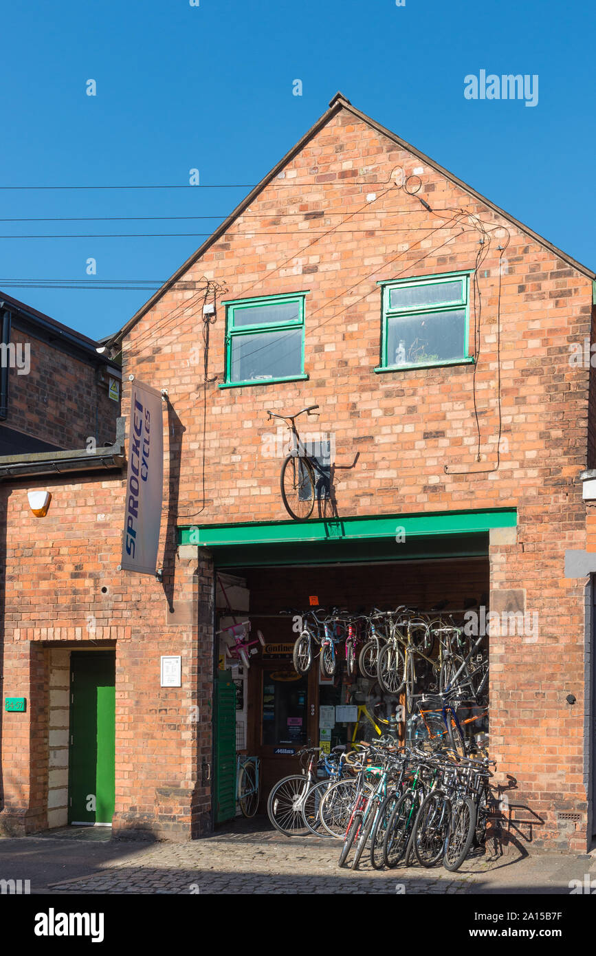 Magasin de vélos traditionnels cycles pignon dans Digbeth, Birmingham, UK Banque D'Images