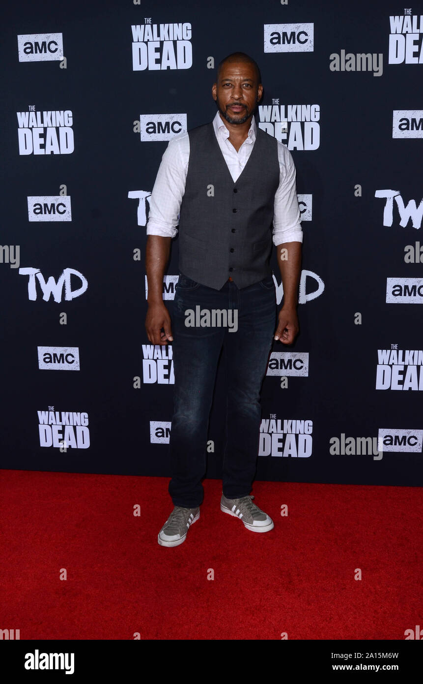 HOLLYWOOD, CA - le 23 septembre : Joe Holt à The Walking Dead Saison 10 Projection spéciale au Chinese Theatre 6 à Hollywood, Californie le 23 septembre 2019. Crédit : David Edwards/MediaPunch Banque D'Images