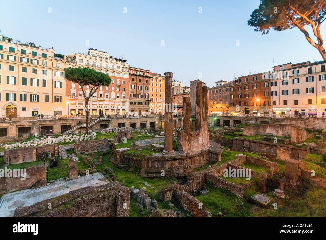 Largo di Torre Argentina, Pigna, Rome, Italie Banque D'Images