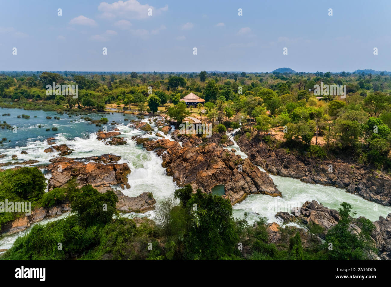 Cascade de Li Phi au Laos, Tat Somphamit, don khone, si phan don sur quatre mille îles au Laos. Paysage de la nature dans le sud-est asiatique au cours de l'été Banque D'Images