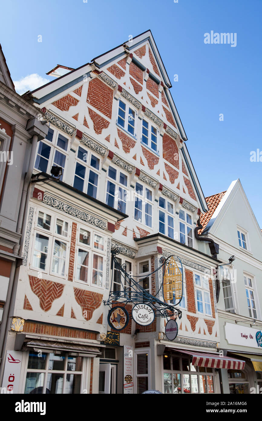 Maisons à pans de bois à l'ancien port hanséatique, Stade, Basse-Saxe, Allemagne, Europe Banque D'Images