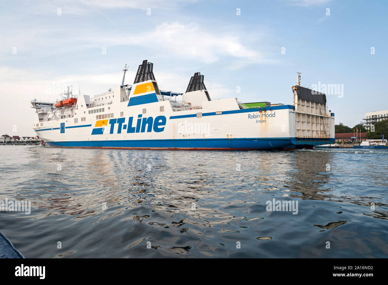 TT-Line ferries véhicule 'Robin des Bois' arrivant à Travemünde sur la mer Baltique, l'Allemagne. Banque D'Images