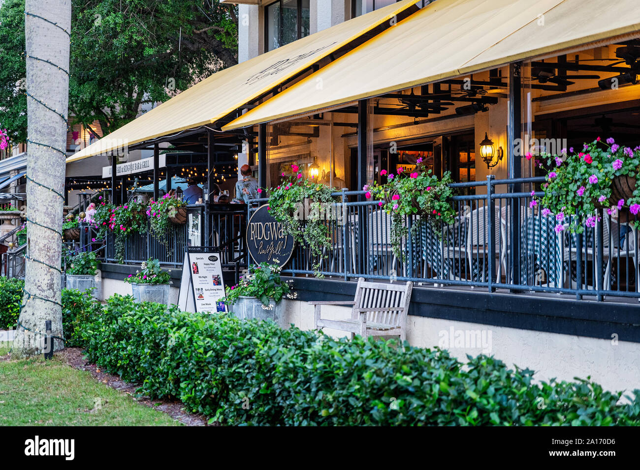 Ridgeway Bar & Grill Restaurant, Old Naples, Florida, USA. Banque D'Images