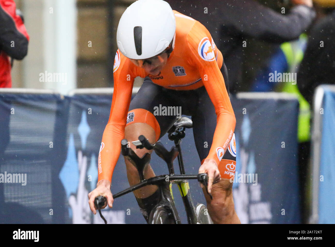 Harrogate, Royaume-Uni. 24 septembre 2019. Annemiek van Vleuten du Nethlerlands franchit la ligne pour prendre la médaille de bronze au Championnats du Monde Route UCI 2019 Womens Elite Contre-la-montre individuel. 24 septembre 2019 Dan-Cooke Crédit/Alamy Live News Banque D'Images