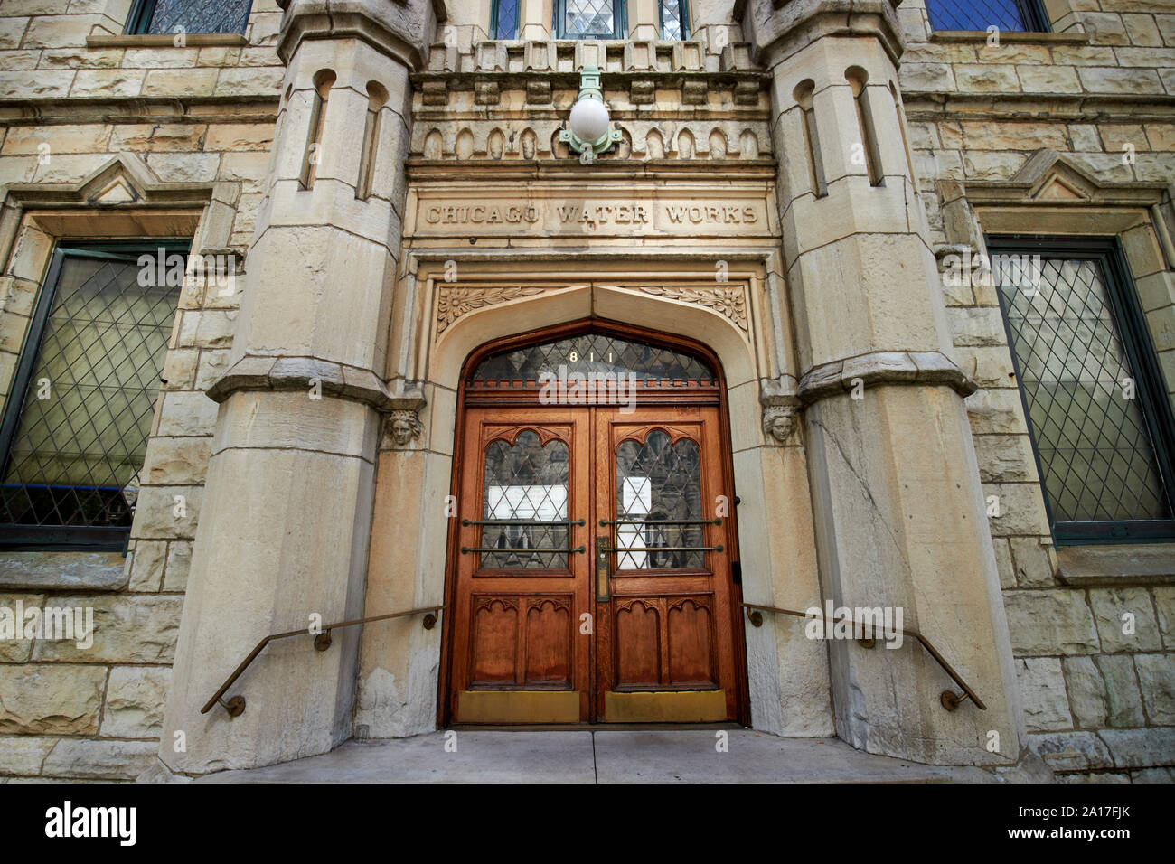 Chicago water works porte ouvragée entrée du château d'eau historique maison pompe Chicago Illinois Etats-Unis d'Amérique Banque D'Images