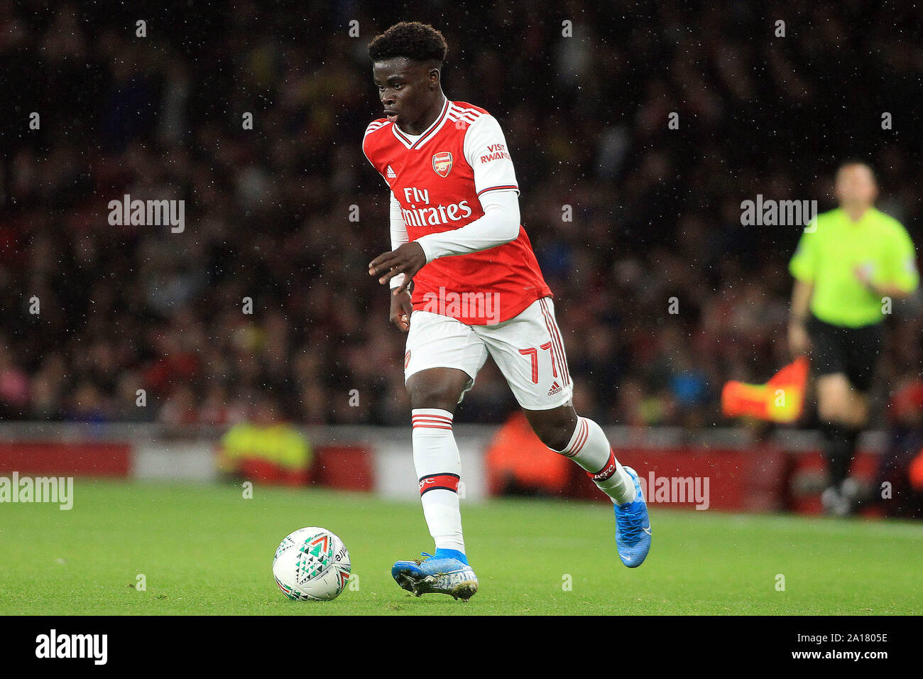 Londres, Royaume-Uni. Sep 24, 2019. Saka Bukayo d'Arsenal en action. Carabao tasse tasse EFL, 3e match, Arsenal v Nottingham Forest à l'Emirates Stadium de Londres, le mardi 24 septembre 2019. Cette image ne peut être utilisé qu'à des fins rédactionnelles. Usage éditorial uniquement, licence requise pour un usage commercial. Aucune utilisation de pari, de jeux ou d'un seul club/ligue/dvd publications pic par Steffan Bowen/Andrew Orchard la photographie de sport/Alamy live news Crédit : Andrew Orchard la photographie de sport/Alamy Live News Banque D'Images