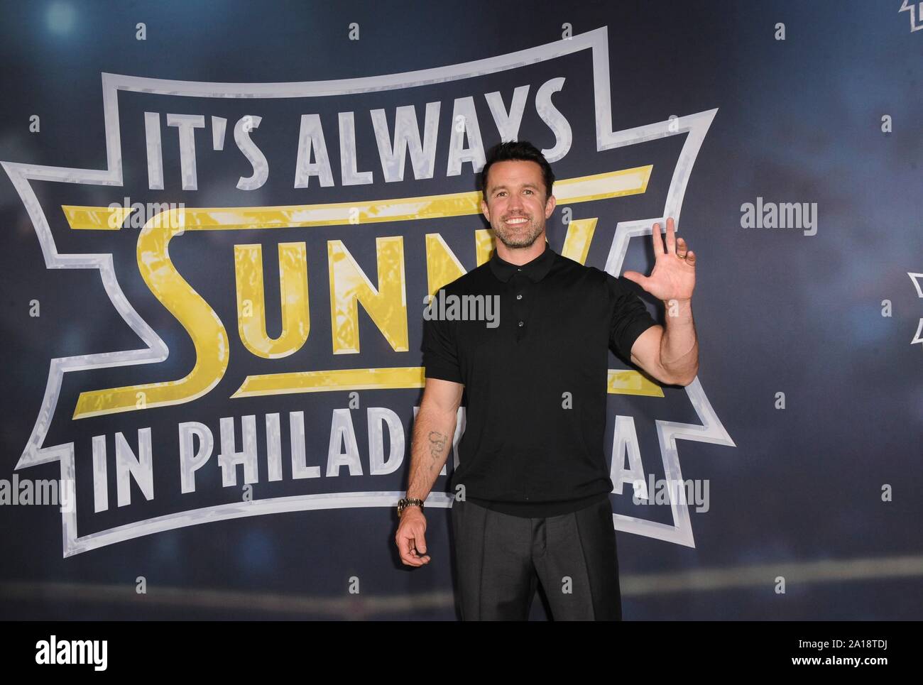 Los Angeles, CA. Sep 24, 2019. Rob McElhenney aux arrivées pour ELLE EST TOUJOURS ENSOLEILLÉE À PHILADELPHIE 14 Premiere Saison, Mann's Chinese Theatre TLC IMAX, Los Angeles, CA Septembre 24, 2019. Credit : Elizabeth Goodenough/Everett Collection/Alamy Live News Banque D'Images