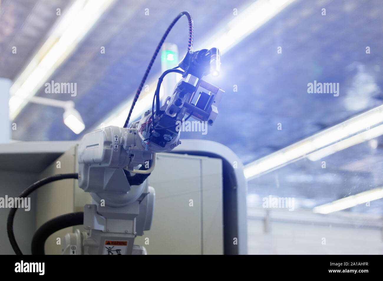 Robot de Soudage automatique dans une usine moderne à l'opération. Banque D'Images