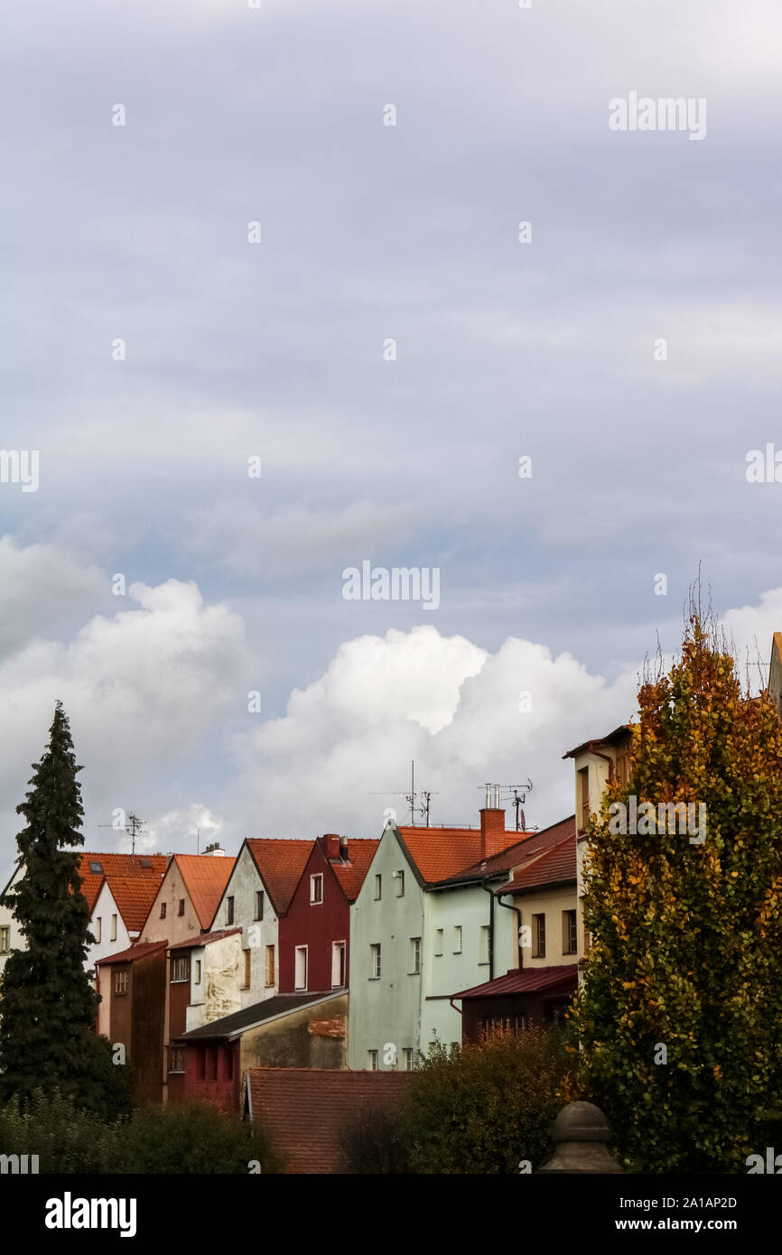 Vue des bâtiments de la Liberation Monument (Památník osvobození) près de l'Zámek Pardubice. Banque D'Images
