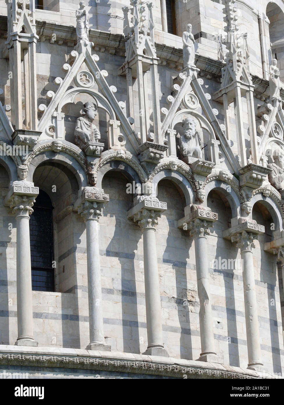 Battistero, Piazza dei Miracoli (Place des Miracles, la Piazza del Duomo, la place de la Cathédrale, Pise, Toscane, Toscane, Italie, Europe, Site du patrimoine mondial Banque D'Images