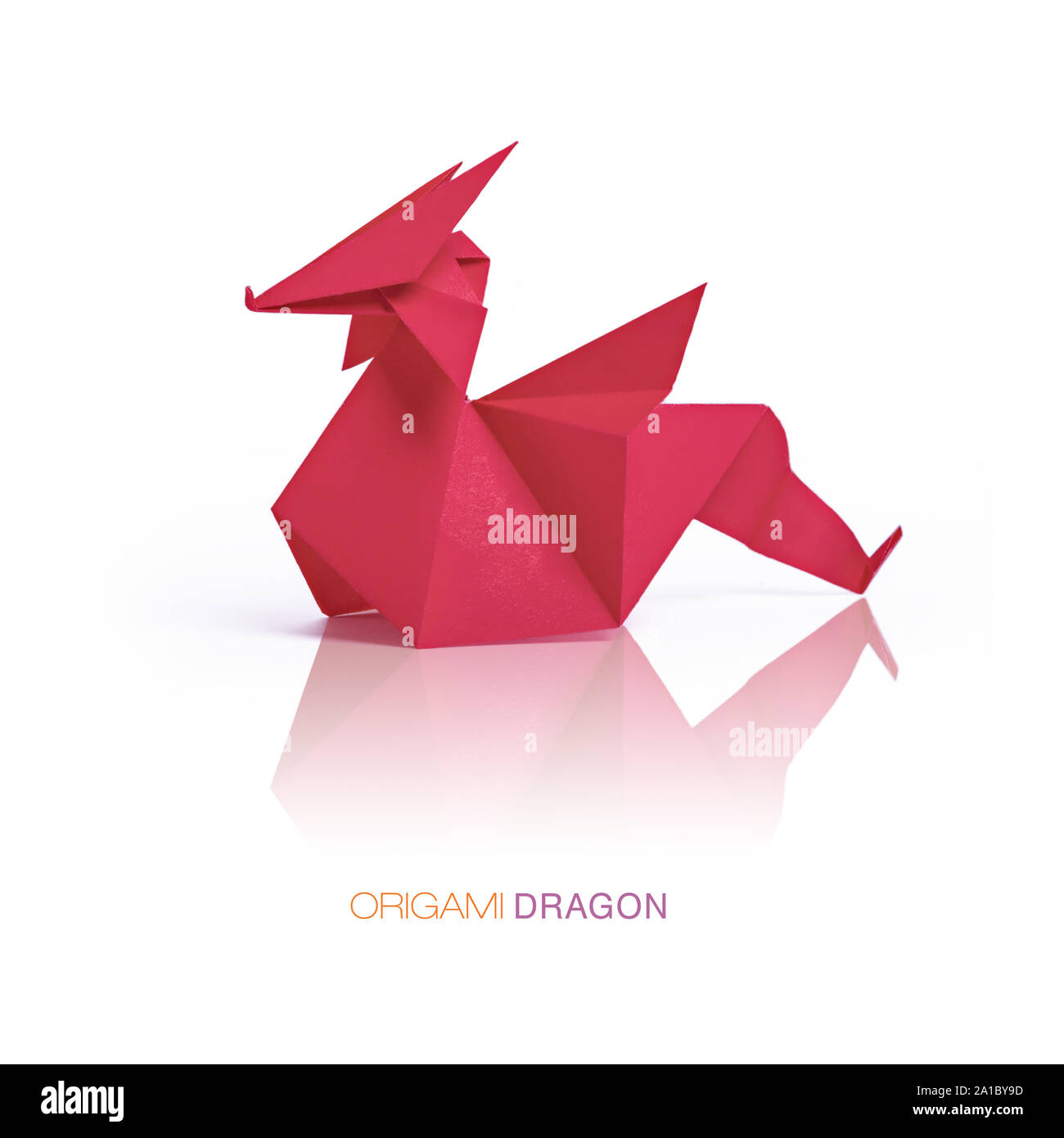 Red dragon de papier origami Photo Stock - Alamy