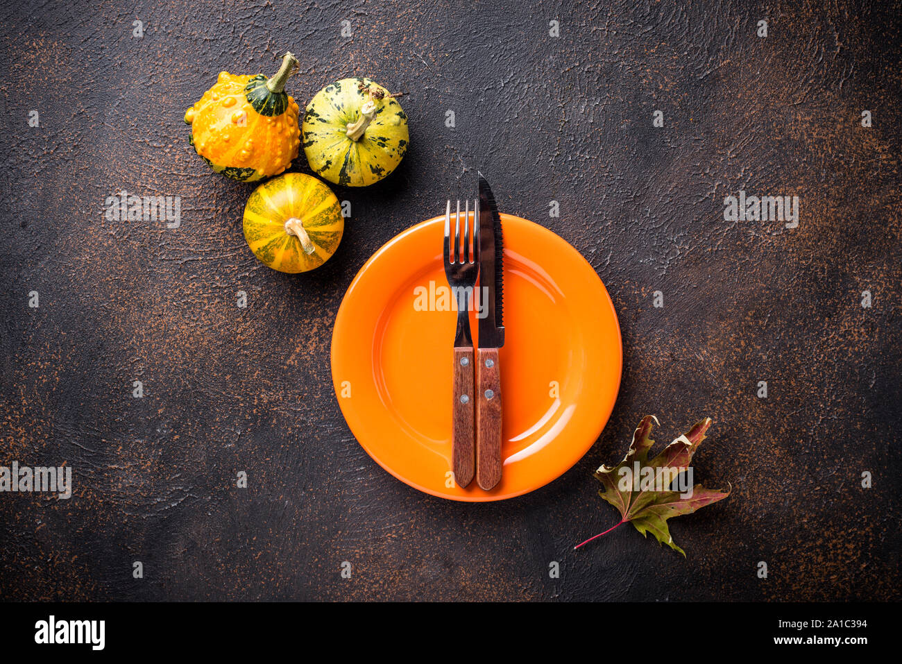 Réglage de la table d'Halloween à la citrouille Banque D'Images