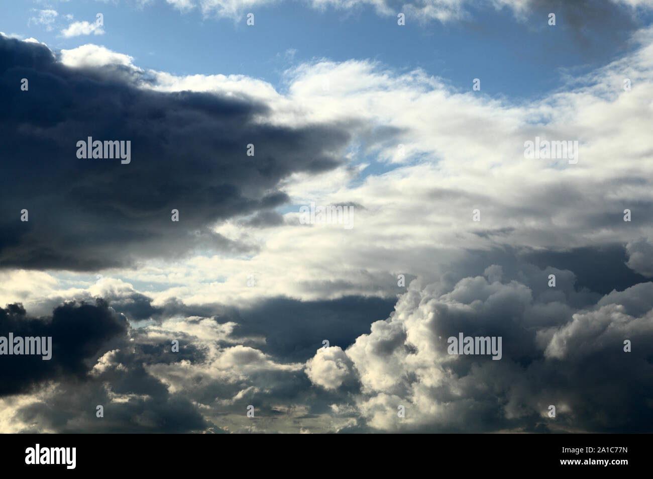 Dark, turbulent, tempête, pluie, nuage, nuages, météo, météorologie, formation Banque D'Images