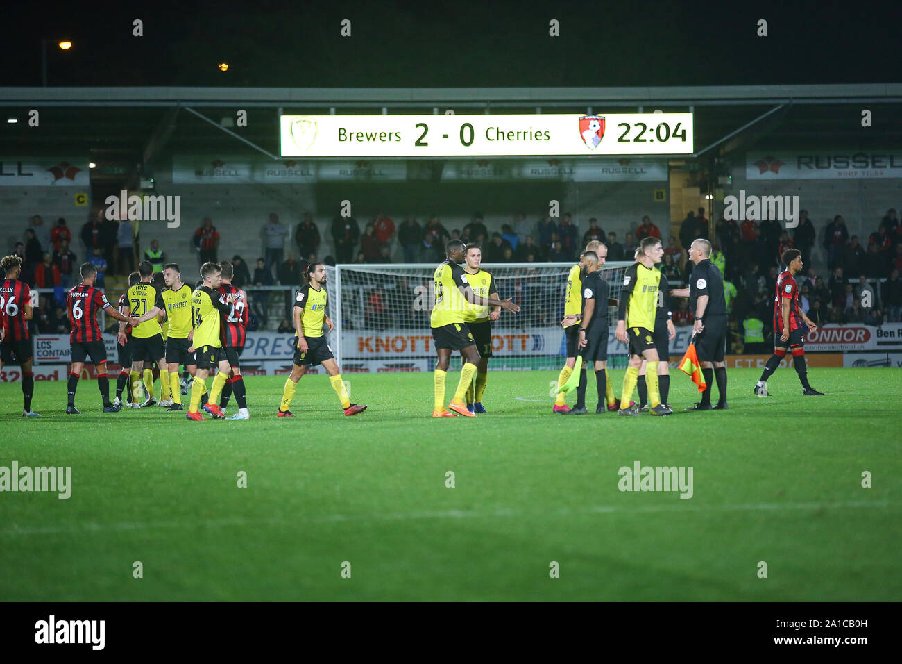 Burton upon Trent, Royaume-Uni. 25 Septembre, 2019. Burton a battu au cours de l'EFL Bournemouth Carabao Cup match entre Burton Albion et Bournemouth au stade de Pirelli, Burton upon Trent, Angleterre le 25 septembre 2019. Photo par Mick Haynes. Usage éditorial uniquement, licence requise pour un usage commercial. Aucune utilisation de pari, de jeux ou d'un seul club/ligue/dvd publications. Credit : UK Sports Photos Ltd/Alamy Live News Banque D'Images