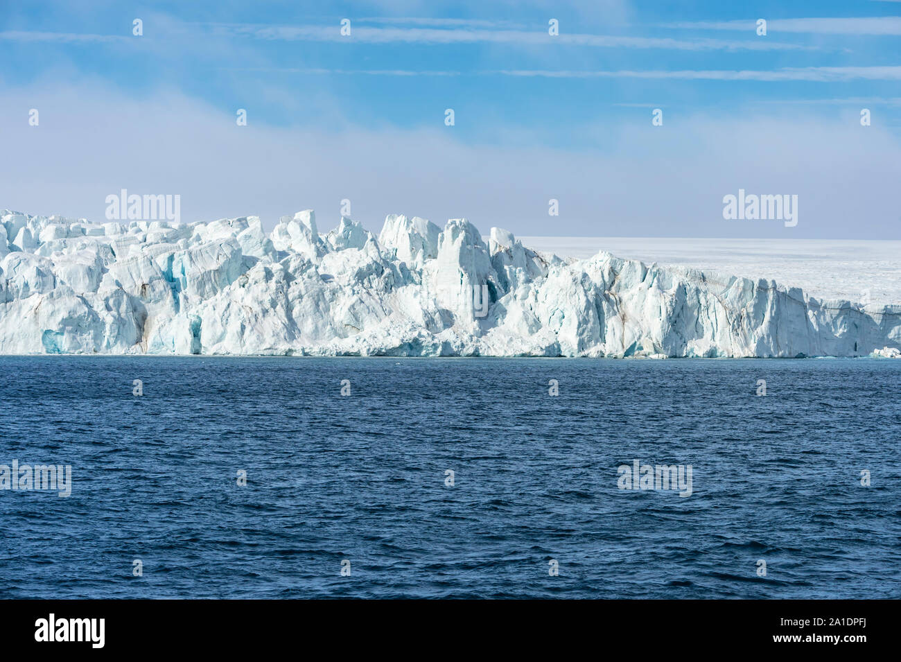 Glacier Hockstetter et banquise, Bjornsundet, île du Spitzberg, archipel du Svalbard, Norvège Banque D'Images