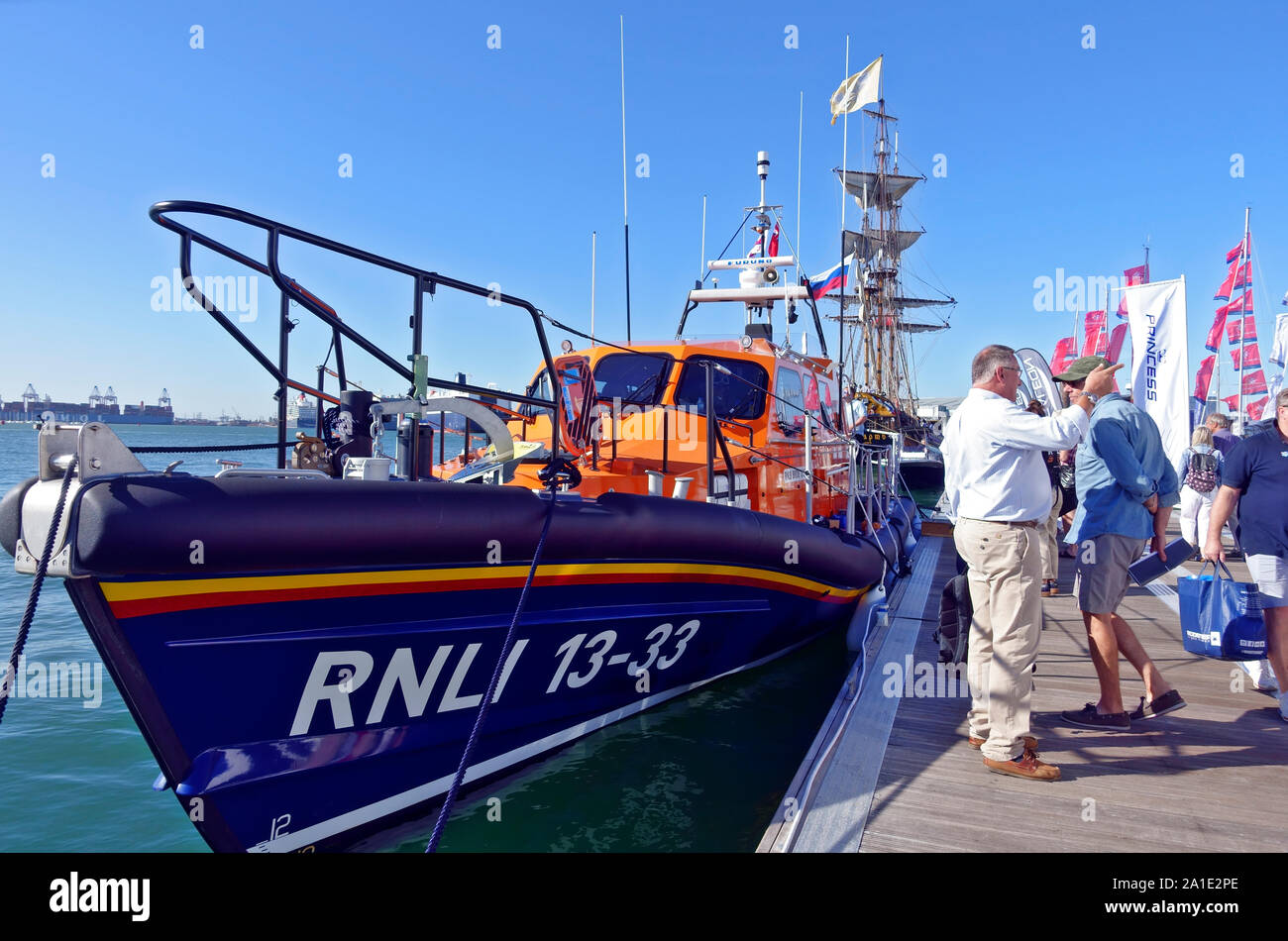 De sauvetage de la RNLI sur l'affichage à la Southampton Boat Show 2019 Banque D'Images