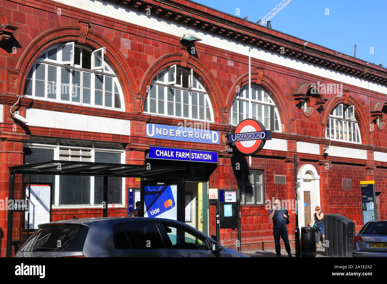 La station de métro Chalk Farm sur Adelaide Road, dans le nord de Londres, UK Banque D'Images