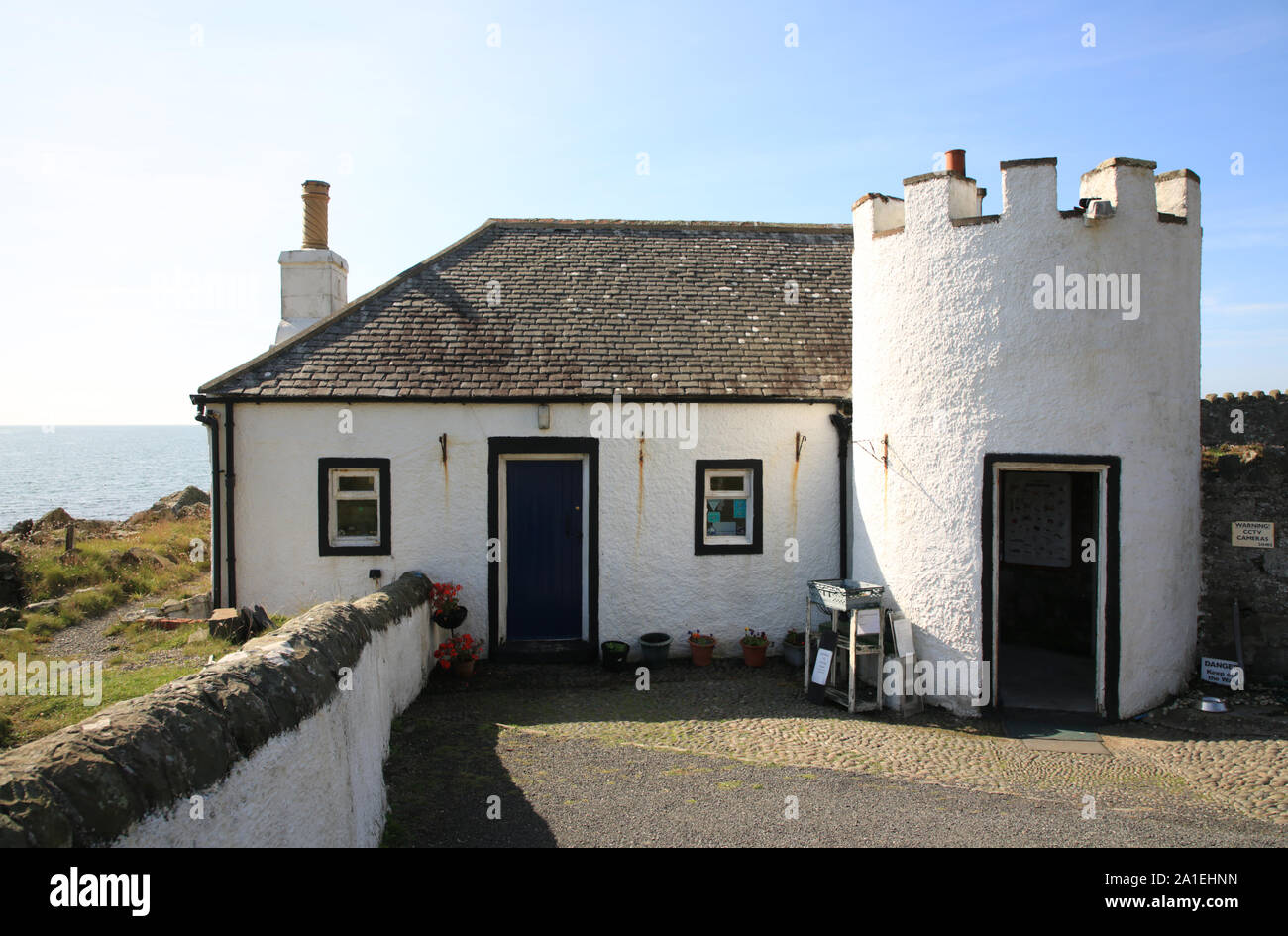 Le bâtiment de l'étang du poisson Logan près de Port Logan, Dumfries et Galloway, Écosse, Royaume-Uni. Banque D'Images