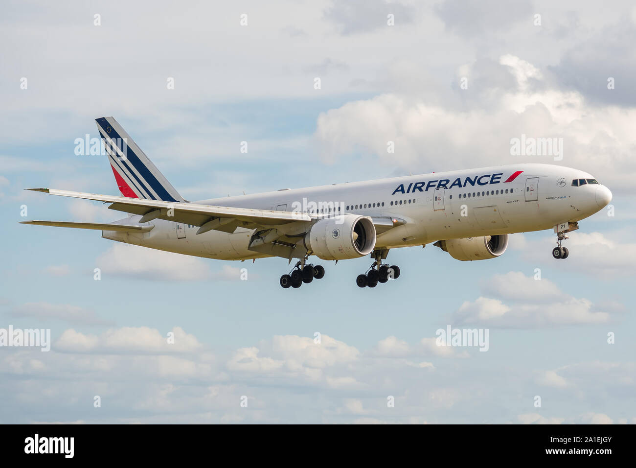 F-GSPY, 23 septembre 2019, Boeing 777-228 (ER) -32305 Paris atterrissage à Roissyairport à la fin de l'Air France AF77 vol de Los Angeles Banque D'Images