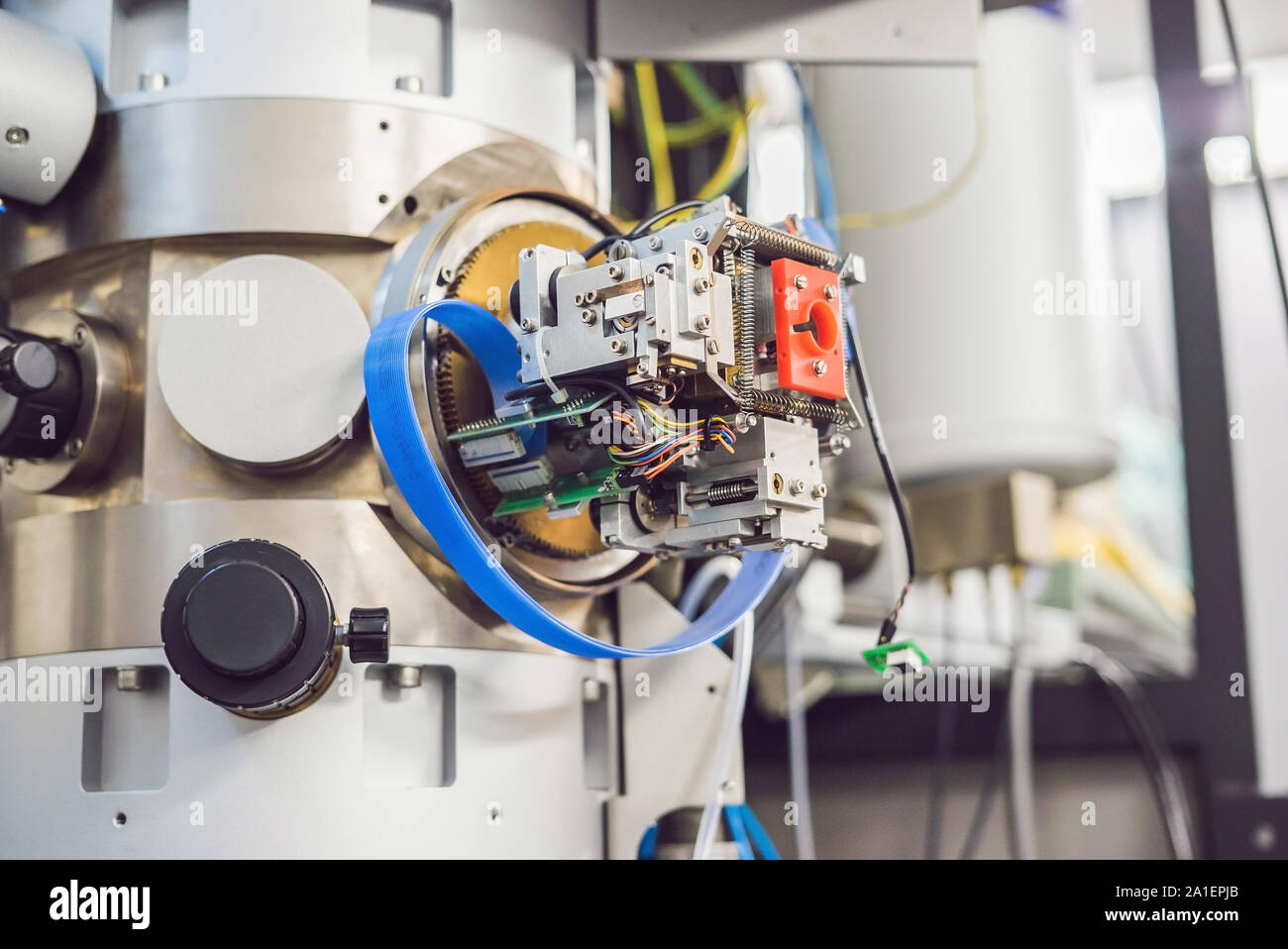 Microscope électronique à transmission dans un laboratoire scientifique. Banque D'Images