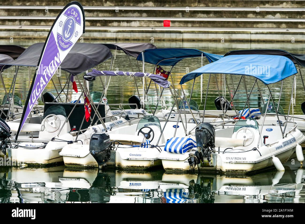 Lyon confluence nautique Banque de photographies et d’images à haute