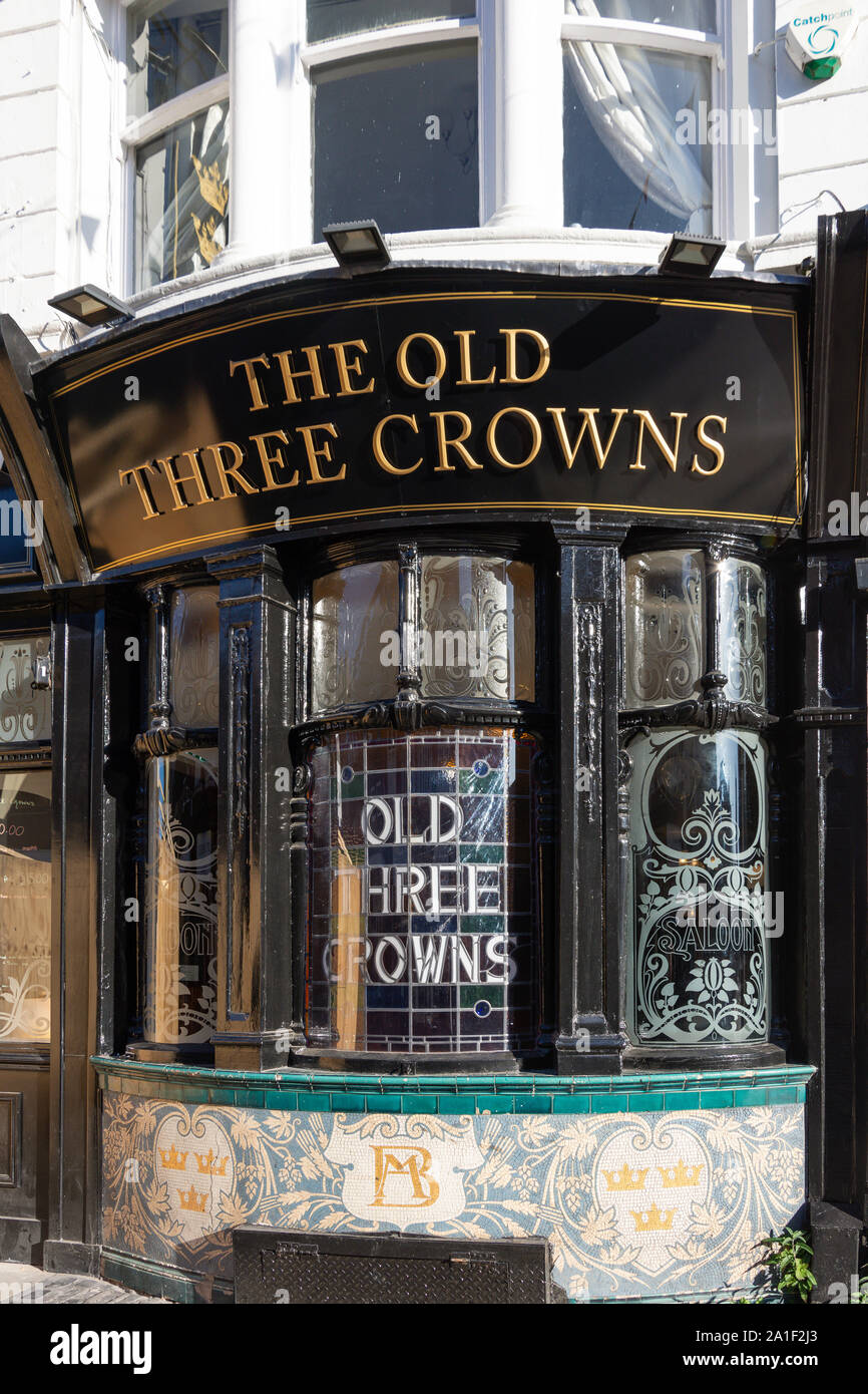 L'ancien Trois Couronnes Pub, Deansgate, Bolton, Greater Manchester, Angleterre, Royaume-Uni Banque D'Images