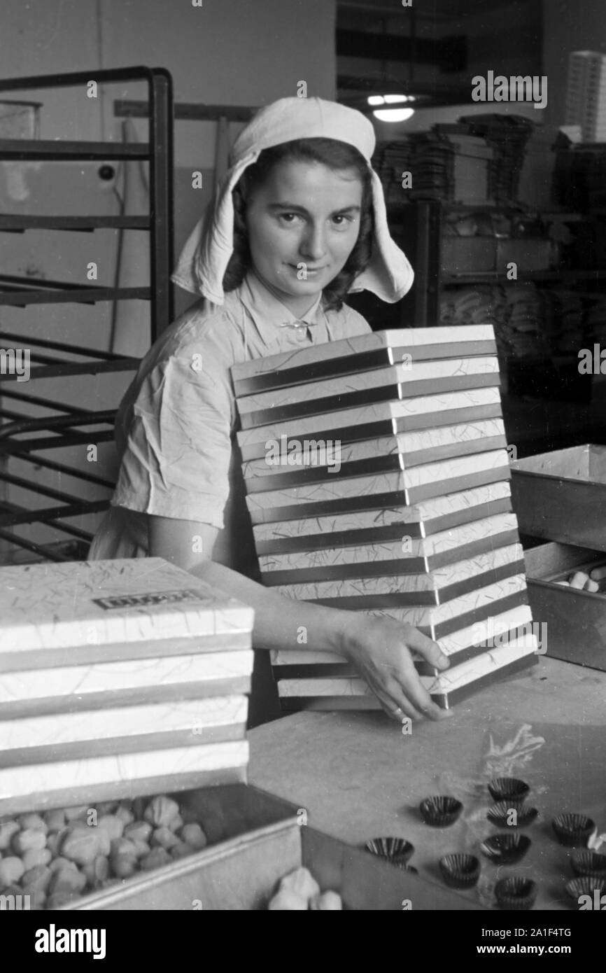 Plus Schokoladenfabrik à Halle (Saale), 1950er. La plupart d'usine de chocolat à Halle sur la Saale, 1950. Banque D'Images