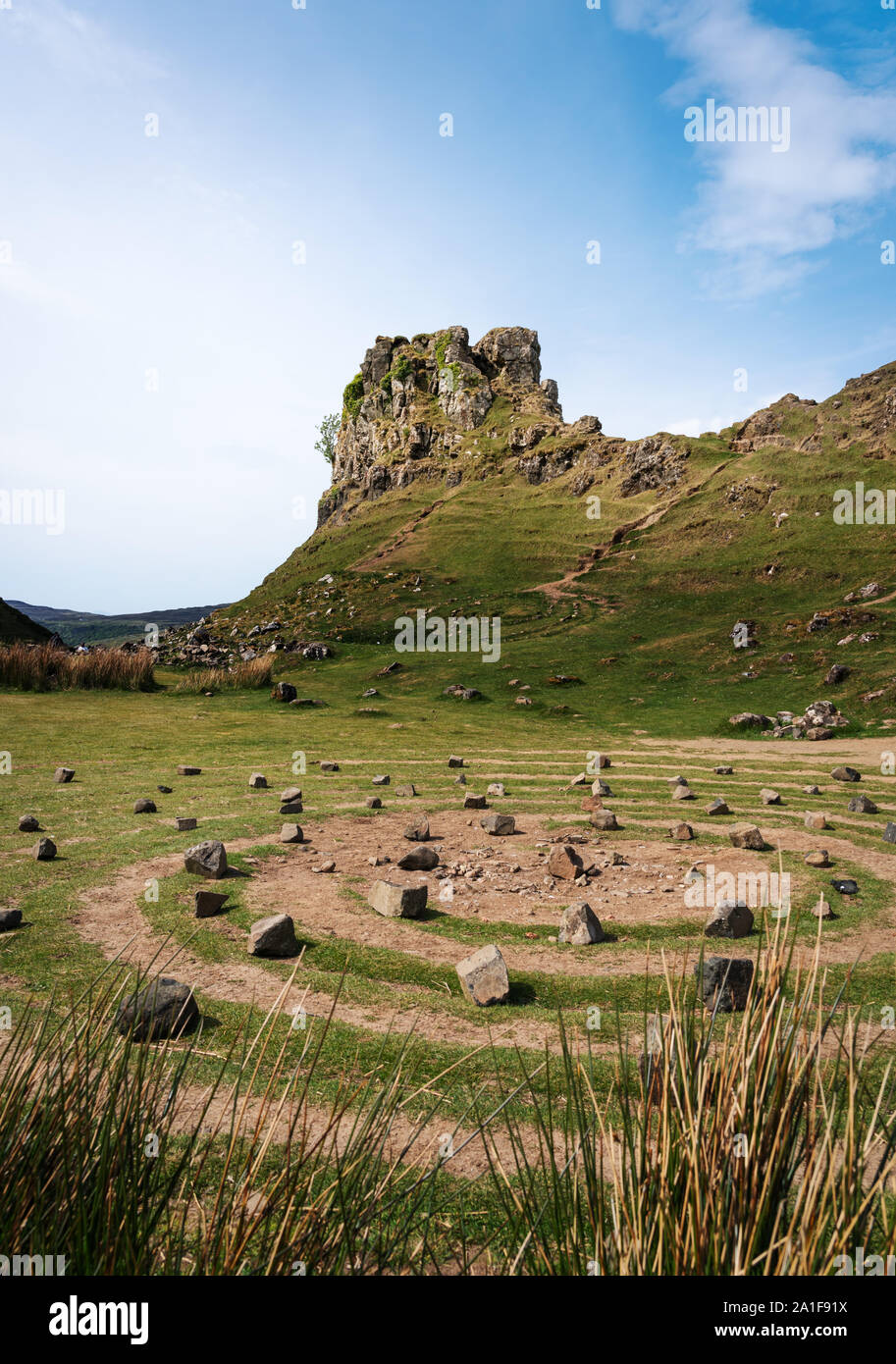 Cercle de pierre sur le magique Fairy Glen sur l'île de Skye en Ecosse Banque D'Images