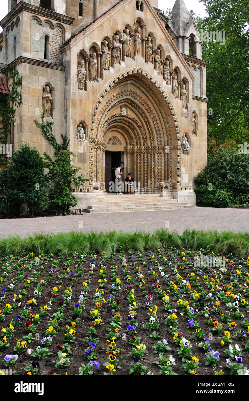 Le château de Vajdahunyad, Budapest City Park. Hongrie Banque D'Images