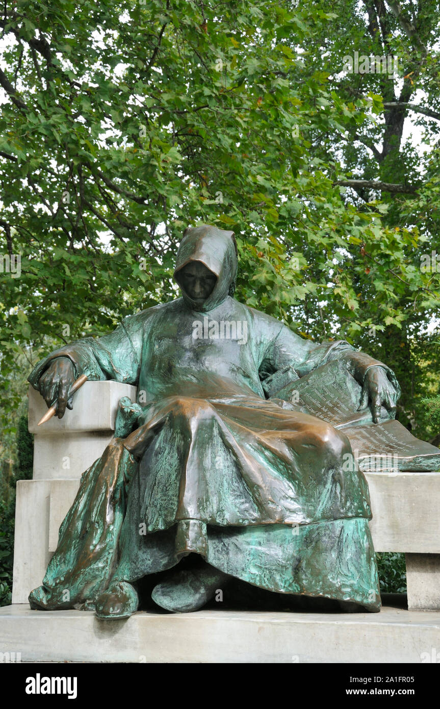 Statue de anonyme, Château Vajdahunyad, Budapest, Hongrie Banque D'Images