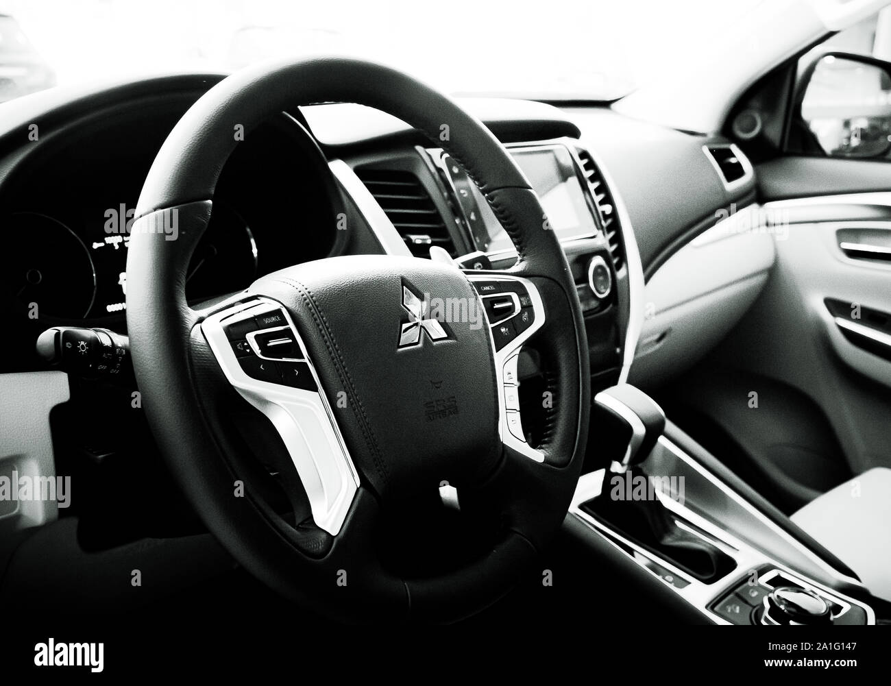 Photo de l'intérieur d'un Mitsubishi Pajero Sport 2019 Banque D'Images