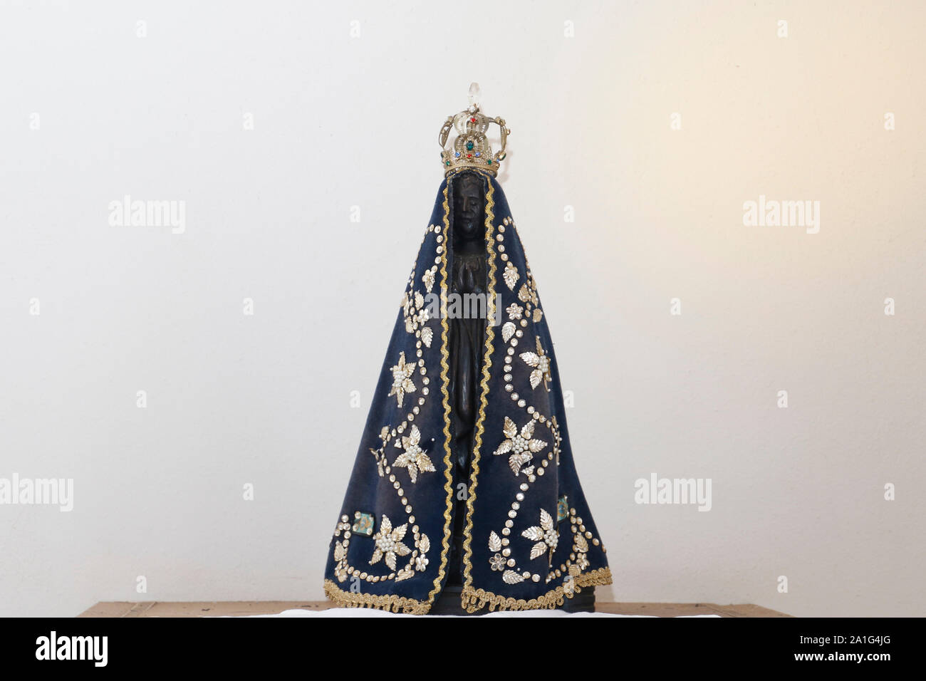 Statue de l'image de Notre Dame d'Aparecida, Mère de Dieu dans la religion catholique, Patronne du Brésil Banque D'Images