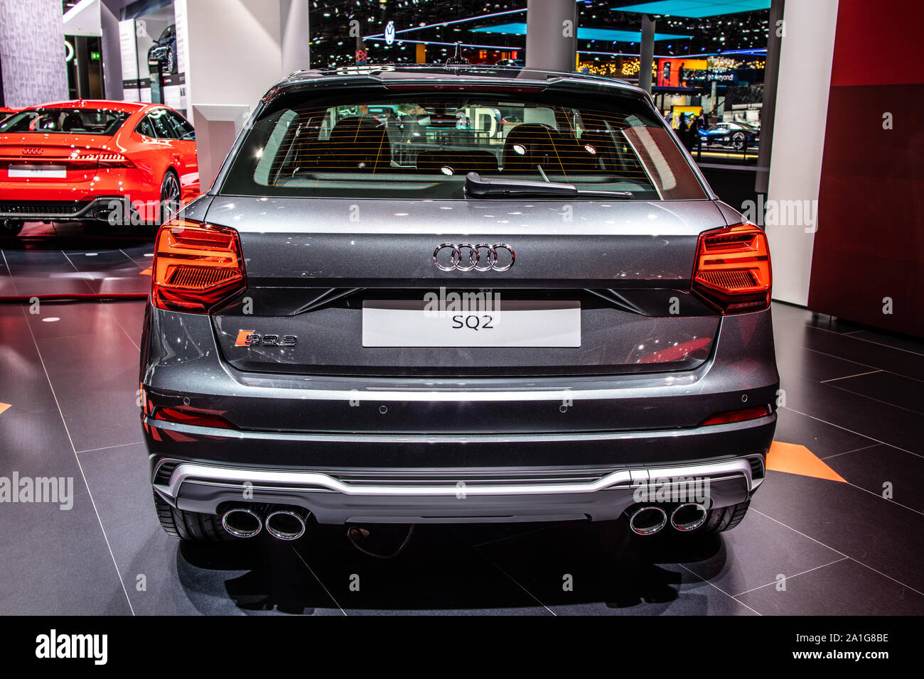 Francfort, Allemagne, 10 septembre 2019 : Audi SQ2 quattro à IAA, mini SUV produit par le constructeur automobile allemand Audi AG Banque D'Images
