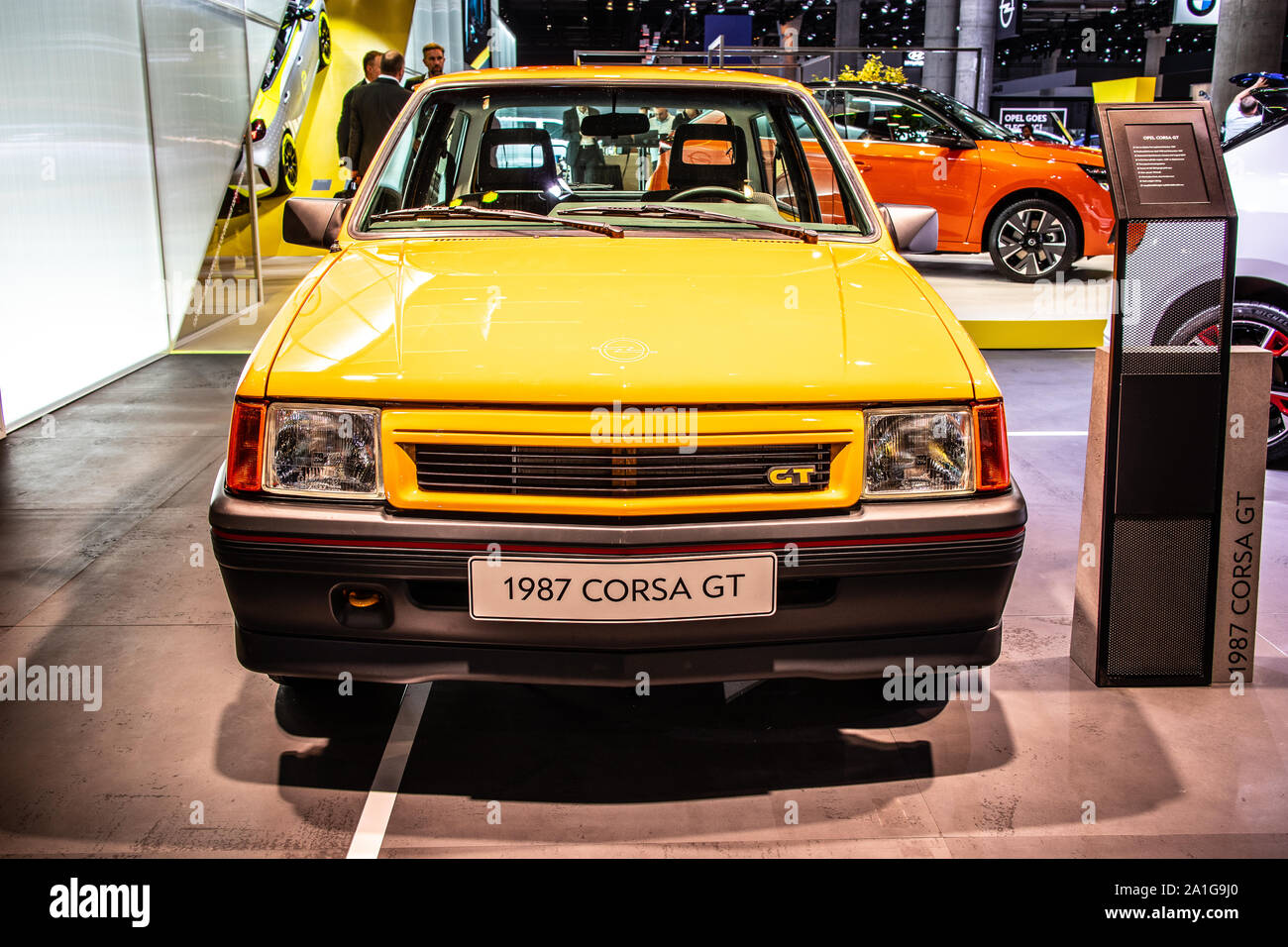 Francfort, Allemagne, 10 Sep 2019 : vieux classique retro 1987 GT Opel Corsa à l'IAA, la Corsa A, première génération Banque D'Images