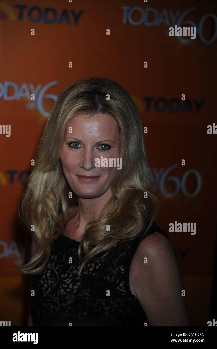 Manhattan, États-Unis d'Amérique. 13Th Jan, 2012. NEW YORK, NY - 12 janvier : Sandra Lee assiste au spectacle "aujourd'hui" 60e anniversaire célébration à l'Edison Ballroom le 12 janvier 2012 à New York City People : Sandra Lee Credit : tempêtes Media Group/Alamy Live News Banque D'Images Manhattan, États-Unis d'Amérique. 13Th Jan, 2012. NEW YORK, NY - 12 janvier : Sandra Lee assiste au spectacle "aujourd'hui" 60e anniversaire célébration à l'Edison Ballroom le 12 janvier 2012 à New York City People : Sandra Lee Credit : tempêtes Media Group/Alamy Live News Banque D'Images
