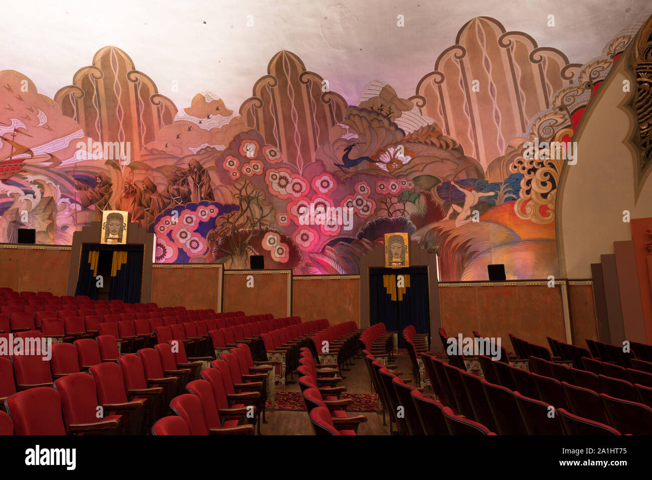 Peintures murales dans Avalon theatre situé au Casino de Catalina, construit sur le site anciennement connu sous le nom de pain de Point sur l'île de Catalina, au large de la côte de Californie Banque D'Images