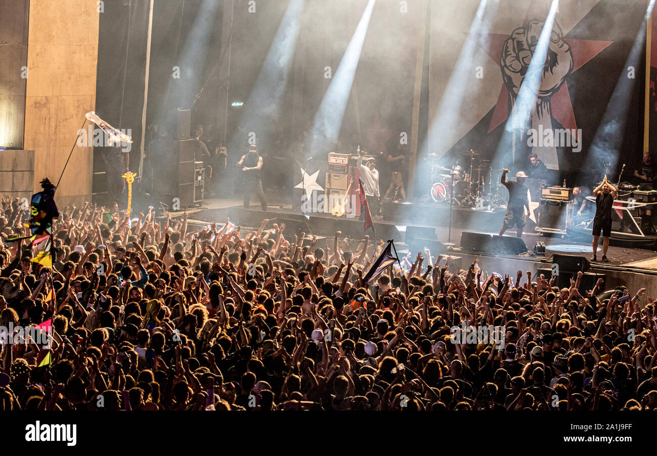 Boomtown : Chapitre 11 - UN Radical City, UK 2019. Image : Charlie Raven/Alamy Banque D'Images Boomtown : Chapitre 11 - UN Radical City, UK 2019. Image : Charlie Raven/Alamy Banque D'Images