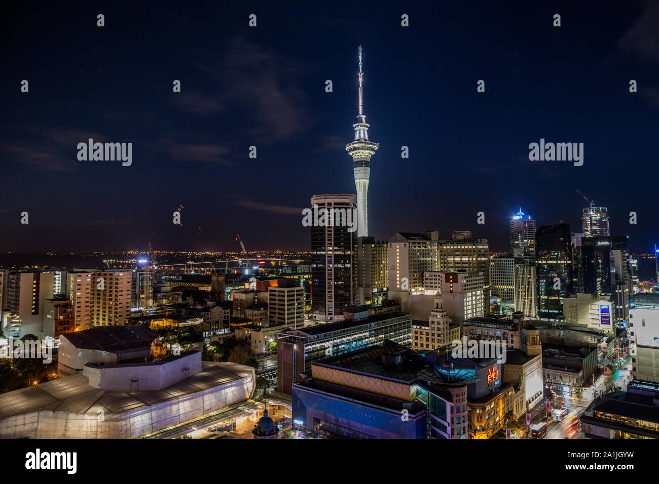 Nuit à Auckland skyline. Nouvelle Zélande Banque D'Images