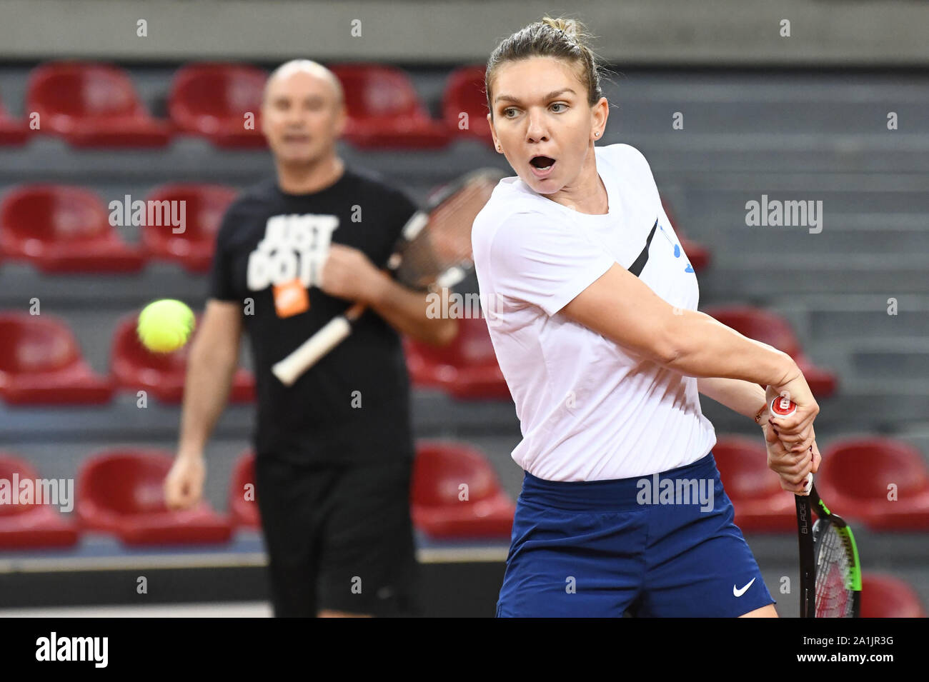 Rouen (Normandie, nord-ouest de la France), les 20 et 21 avril 2019 : l'équipe de France de tennis est qualifié pour la finale de la Fed Cup après avoir remporté aga Banque D'Images