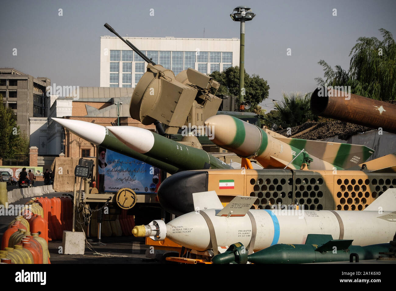 Le 26 septembre 2019, Téhéran, Iran : Un Taer-2 est vu lors d'une exposition de rue par l'Iran garde révolutionnaire de célébrer la Semaine de la Défense 'Holy' marquant le 39e anniversaire du début de la guerre Iran-Irak, 1980-1988 à l'Baharestan Square à Téhéran, Iran. Les tensions entre l'Iran et nous passe, le président iranien Hassan Rohani a déclaré dans son discours à la 74e session de l'Assemblée générale des Nations Unies à New York que l'Iran refuse de négocier avec les États-Unis sous pression et sanctions. (Crédit Image : © Rouzbeh Fouladi/Zuma sur le fil) Banque D'Images