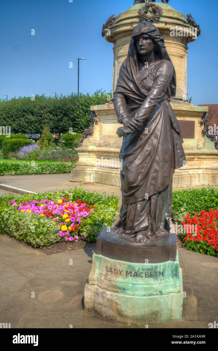 Statue de William Shakespears Lady MacBeth dans l'Bancraft Gardens Stratford-Upon-Avon UK Banque D'Images