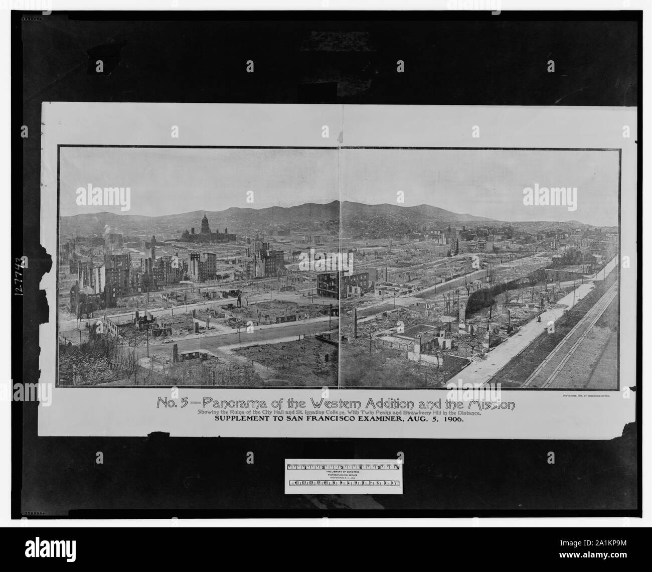 N° 5, Panorama de l'ouest de l'ajout et la Mission, montrant les ruines de l'Hôtel de Ville et le Collège Saint-Ignace, avec Twin Peaks et Strawberry Hill dans la distance. Supplément à San Francisco Examiner, le 5 août, 1906 ; Banque D'Images