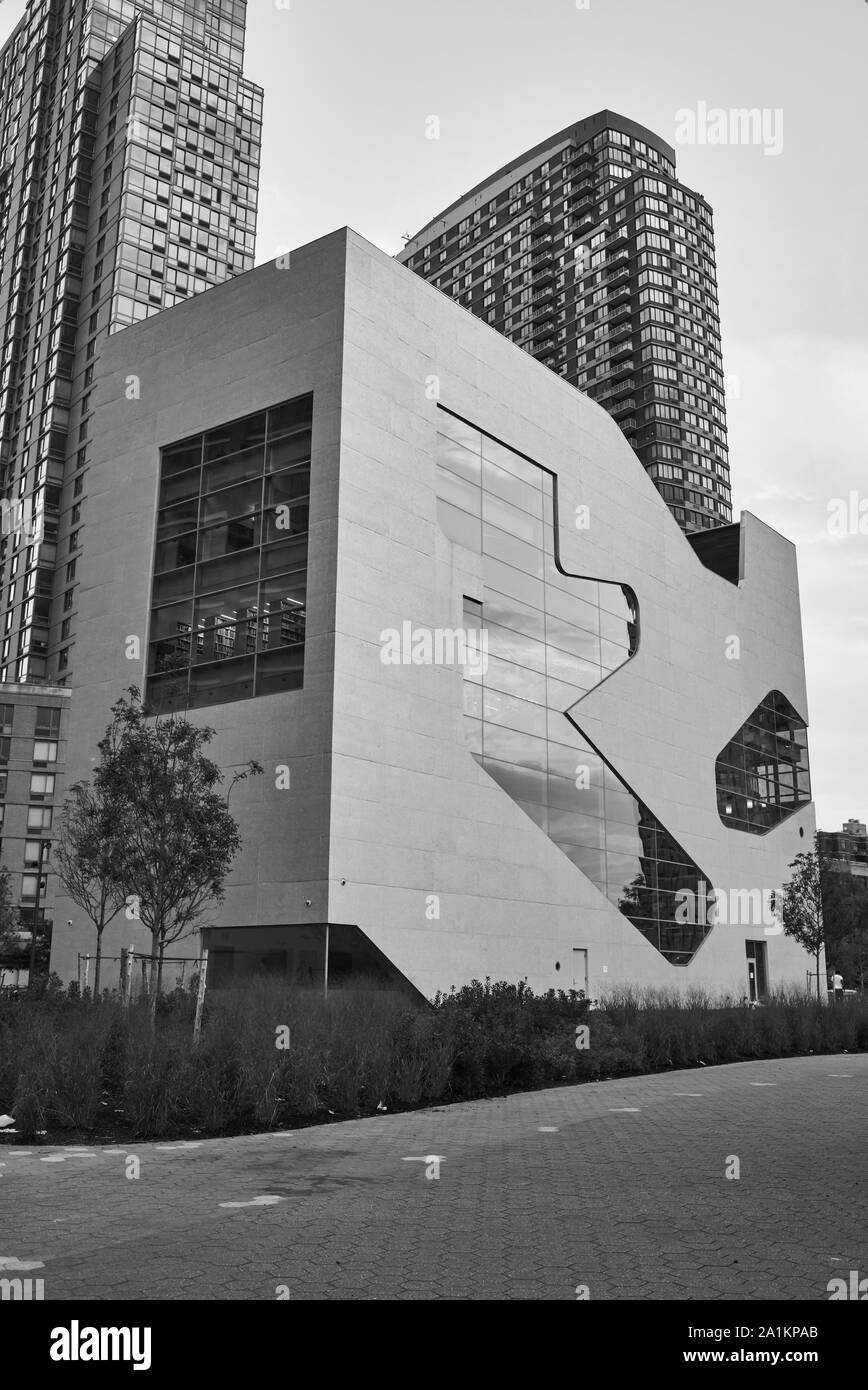 Hunters Point bibliothèque communautaire, conçu par Steven Holl Architects Banque D'Images
