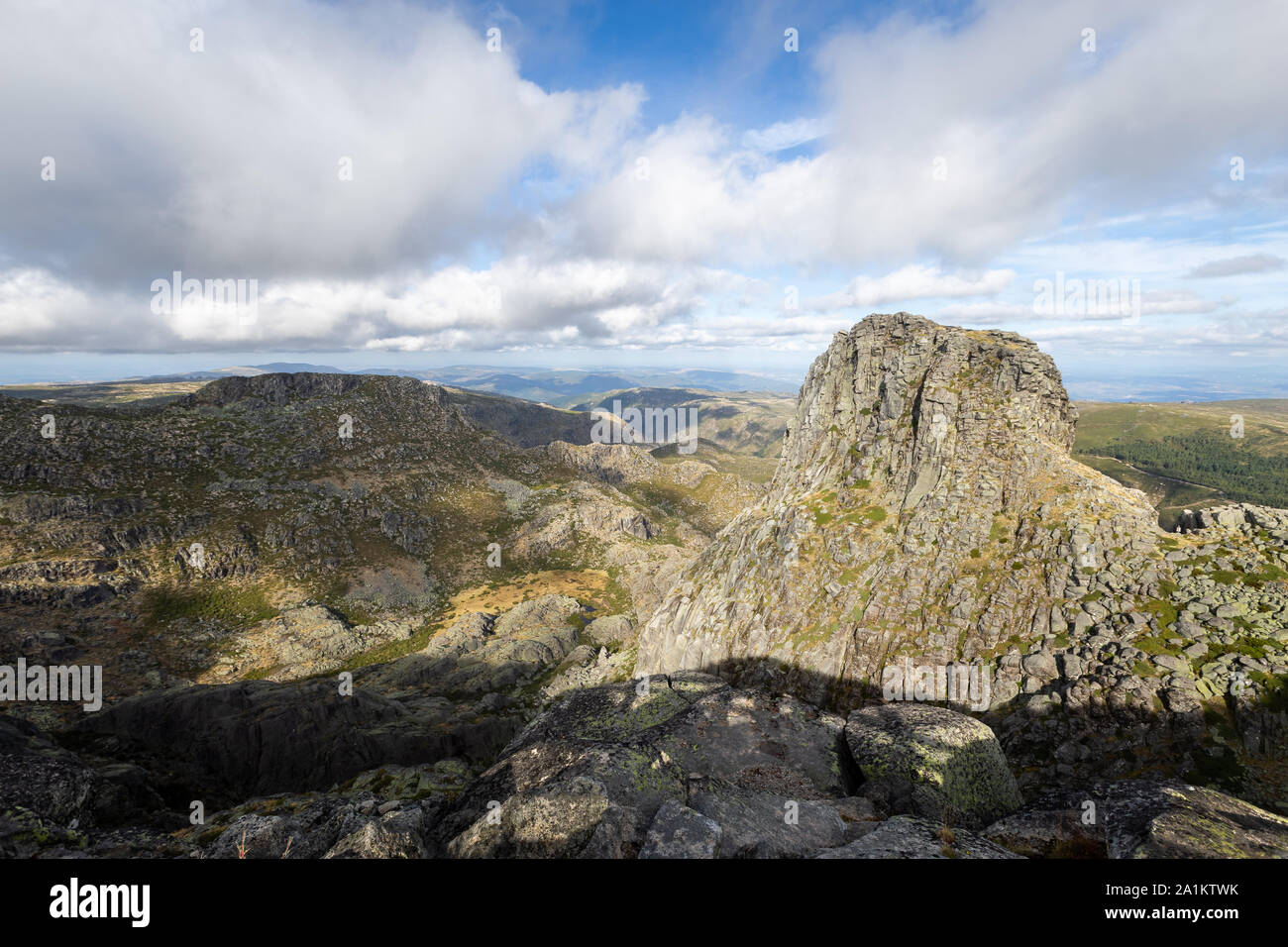 Plus haute montagne au Portugal continental - Cantaro Magro à Serra da Estrela Banque D'Images