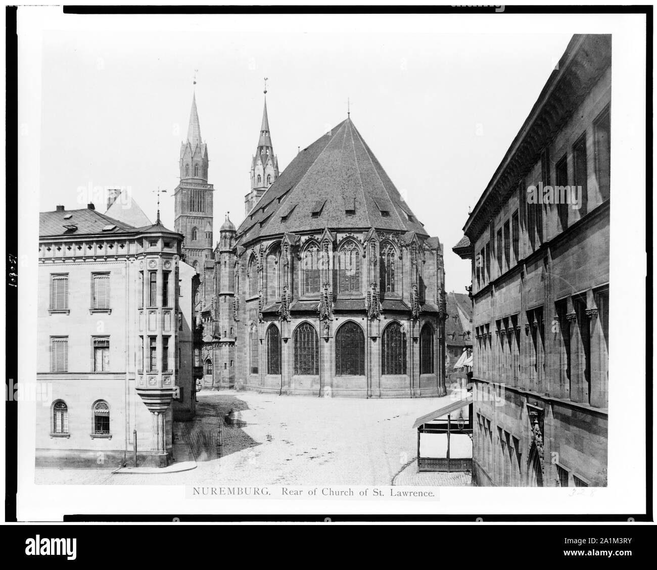 Nuremberg. De l'arrière de l'église Saint-Laurent Banque D'Images