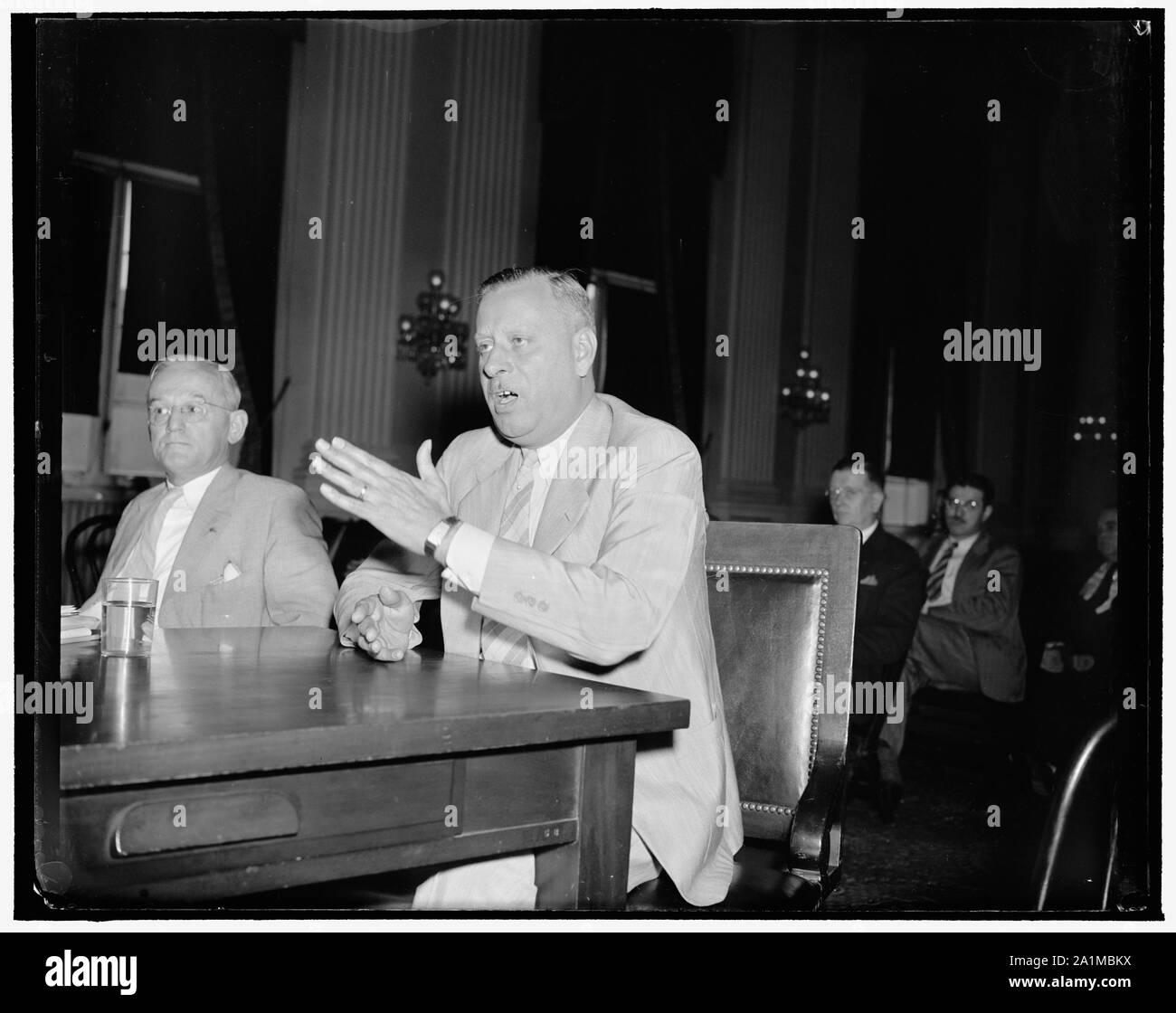 Porte-parole de l'Association d'huile à l'audience de la Chambre. Washington, D.C., le 22 juin. Eric Weber, Président de l'Association de commercialisation des produits pétroliers de l'Ohio, qui a comparu comme témoin à un sous-comité judiciaire de la Chambre hier. Le comité tient des audiences sur le projet de loi Harrington qui affecte l'industrie de la production et la distribution d'huile Banque D'Images