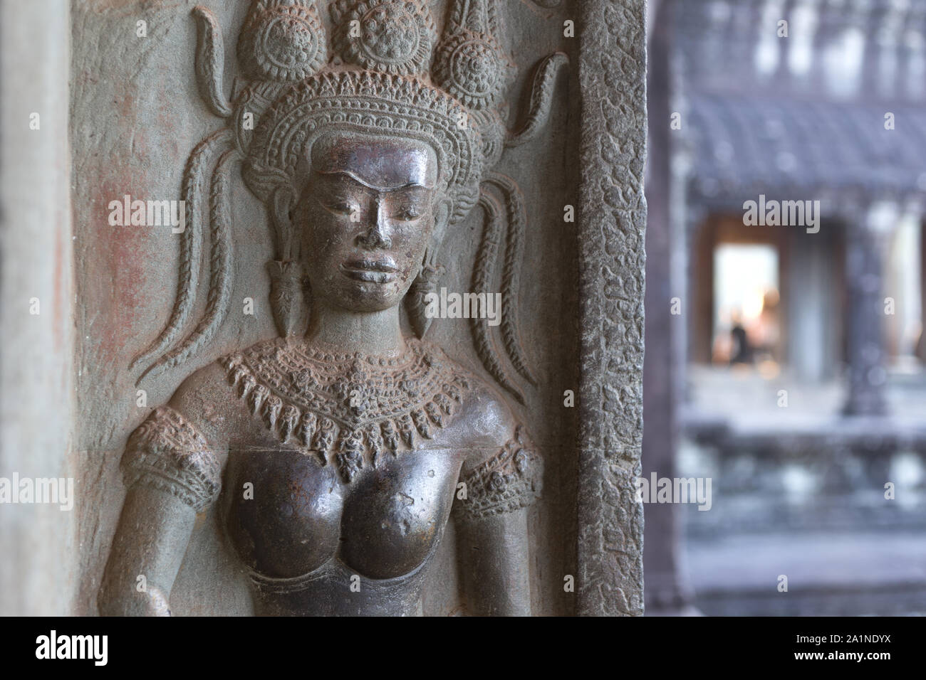Bas-relief, peinture murale de la femme sur le mur de l'Apsara Angkor Wat temple complexe, Close up Banque D'Images
