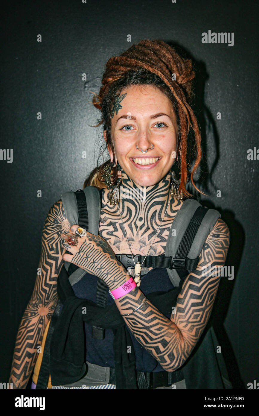 Londres Royaume Uni 28 Sep 19 La Deuxieme Da A La 15e Anniversaire De L Edition De L International Convention De Tatouage De Londres A Ete Visite Par Une Grande Foule Qui Viennent D Etre Encre