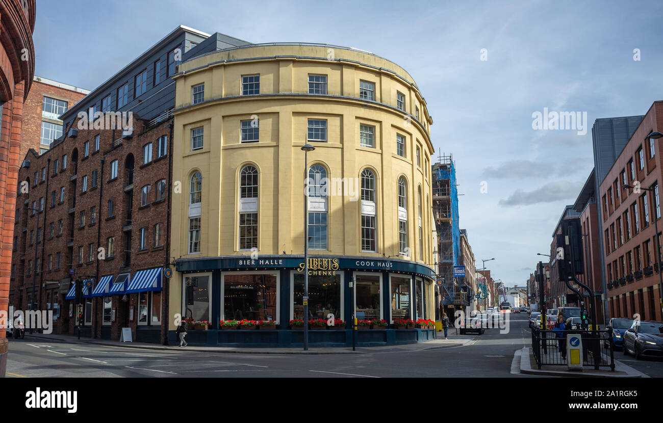 Albert's Schenke's et Bier-Halle Haus Cook, un bar de style bavarois sur Hanover Street au coeur de Liverpool, a ouvert ses portes en juillet 2019. Banque D'Images