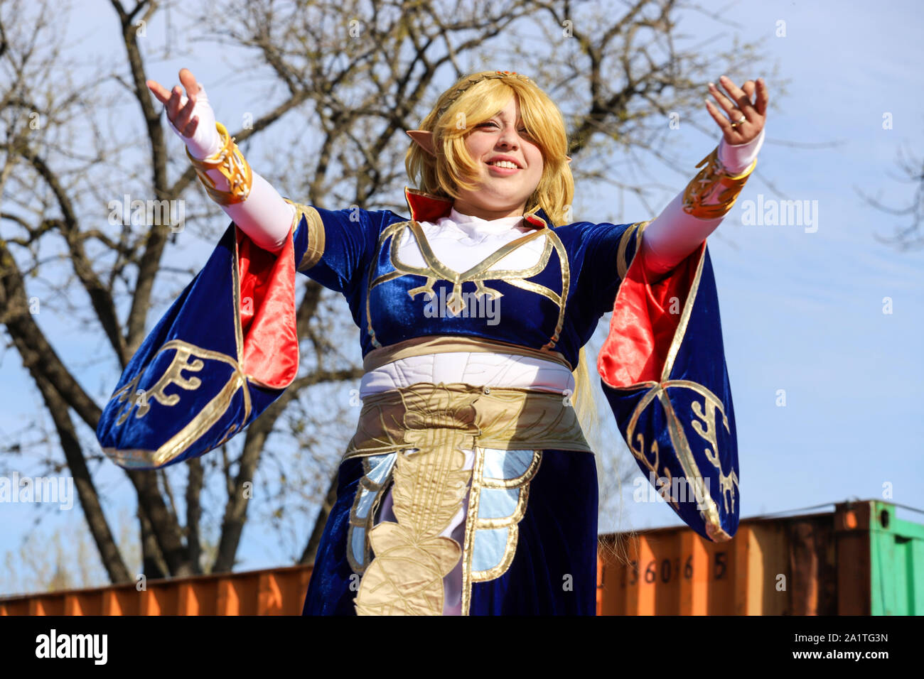 Montevideo, Uruguay. 28 Sep, 2019. Un participant du Cosplay show vu au cours de la Japan Fest 2019 à Montevideo.Chaque année, l'ambassade du Japon en Uruguay organise le festival du Japon avec l'idée de faire connaître la culture japonaise en Uruguay, le Japon affiche Festival des arts martiaux, la gastronomie, la danse, la musique et de la floriculture au peuple uruguayen. Credit : SOPA/Alamy Images Limited Live News Banque D'Images